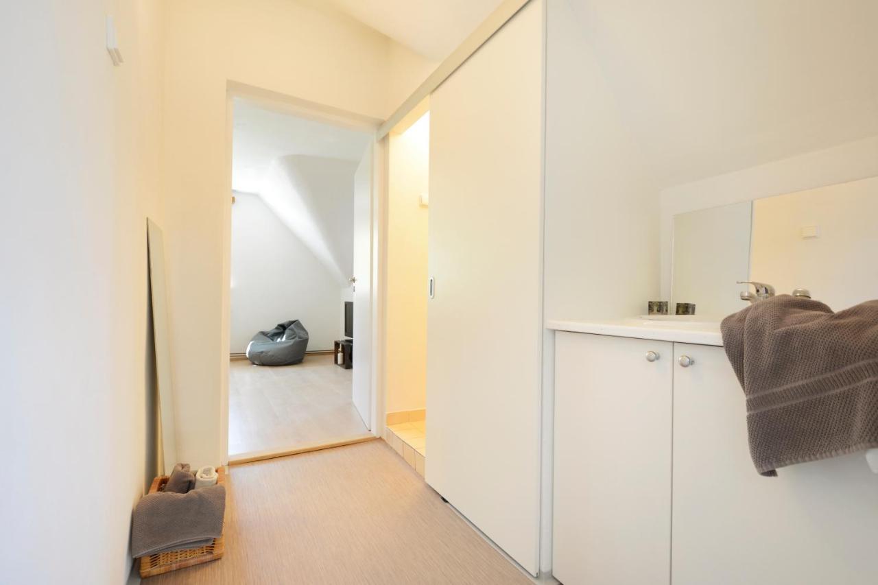 Apartmany Jevany Ngoại thất bức ảnh