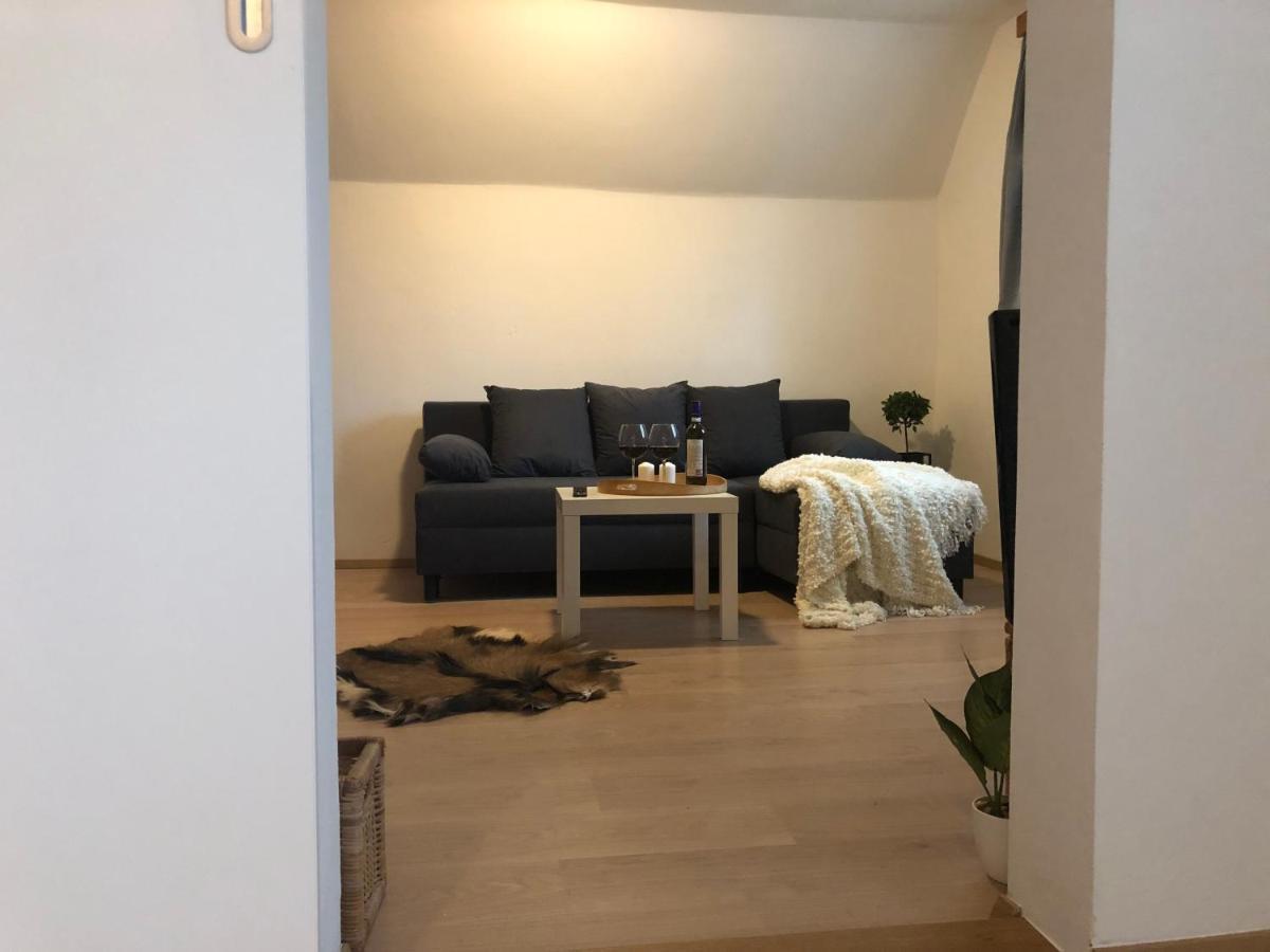 Apartmany Jevany Ngoại thất bức ảnh