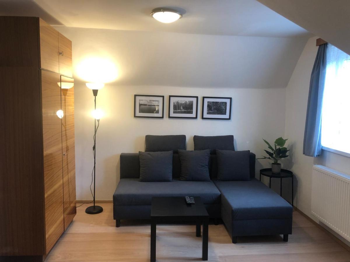 Apartmany Jevany Ngoại thất bức ảnh