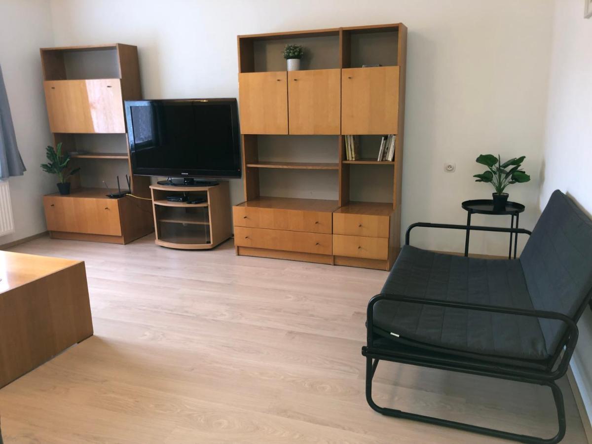 Apartmany Jevany Ngoại thất bức ảnh