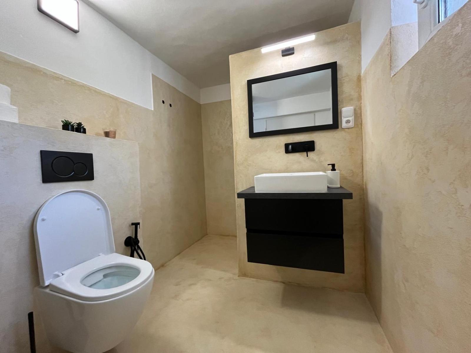 Apartmany Jevany Ngoại thất bức ảnh